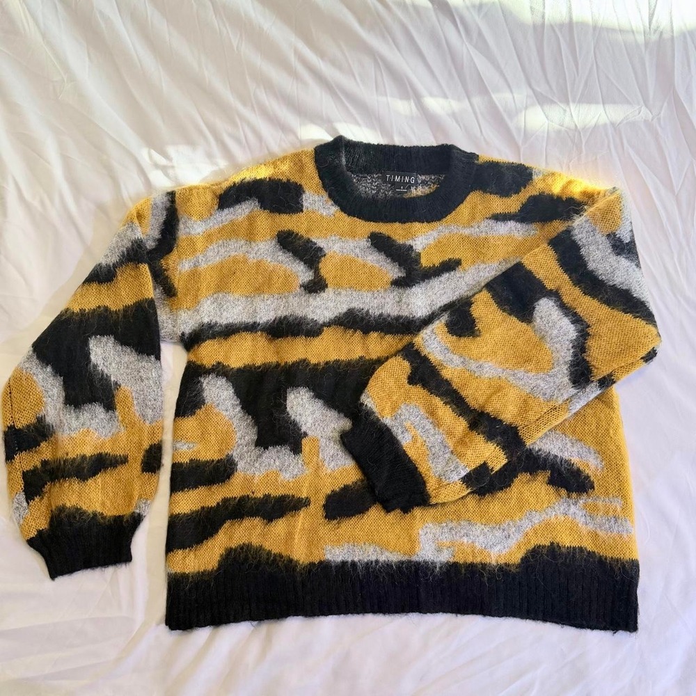 Timing Women Camo Oversized Sweater Orange Black Gray Grunge CLK3002 Size S